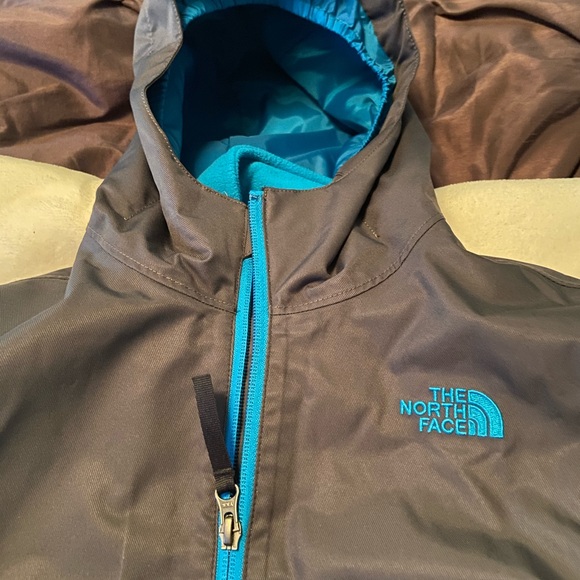 Boys NorthFace winter jacket size L 14/16 - Picture 3 of 4